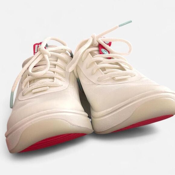 BALA Twelves Flow Sneakers – White Knit Clog-Sneaker, Size 6.5 nursing hospital - Picture 4 of 8